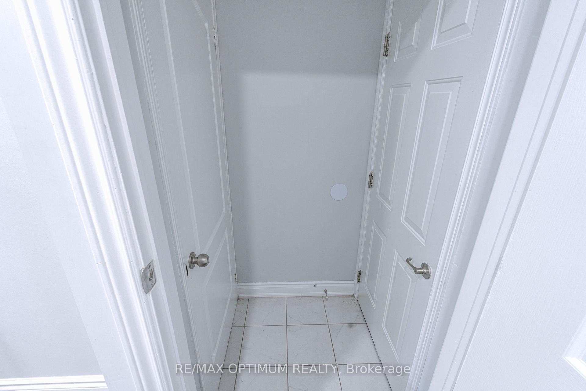 Photo 29 of 3812 Craighurst Avenue, Mississauga, Lisgar — HOMEH