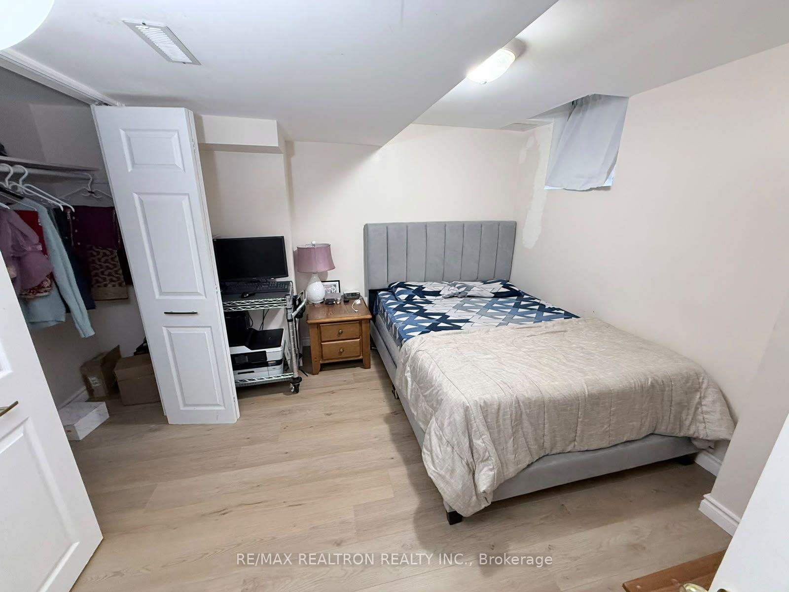 Photo of Unit Basement, 152 Elizabeth Street