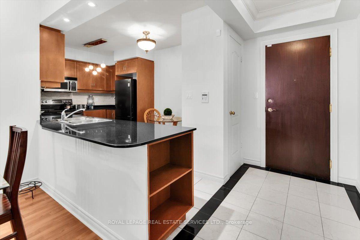 Photo 2 of Unit 317, 28 William Carson Crescent, North York, St. Andrew-Windfields — HOMEH