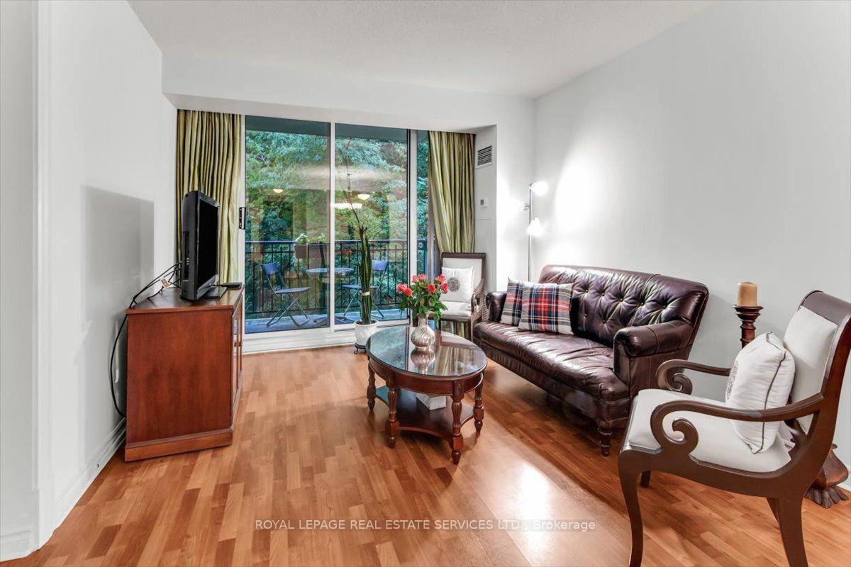 Photo 7 of Unit 317, 28 William Carson Crescent, North York, St. Andrew-Windfields — HOMEH