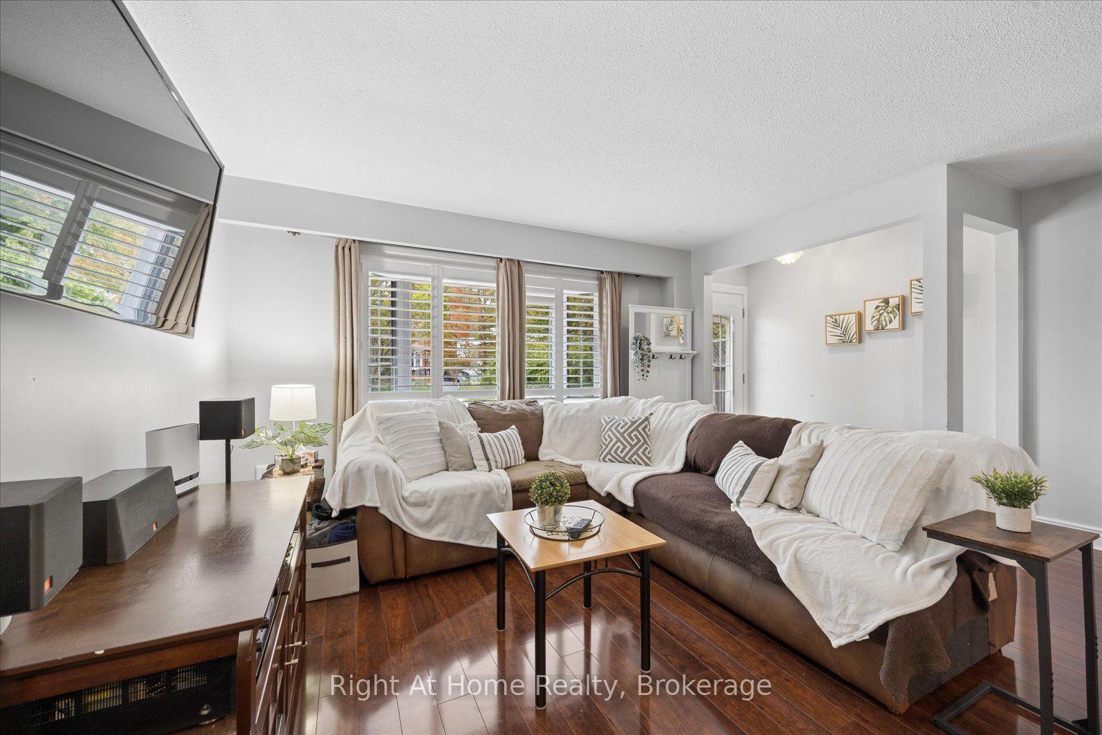 Photo 6 of 1145 Valley Court, Oshawa, Lakeview — HOMEH