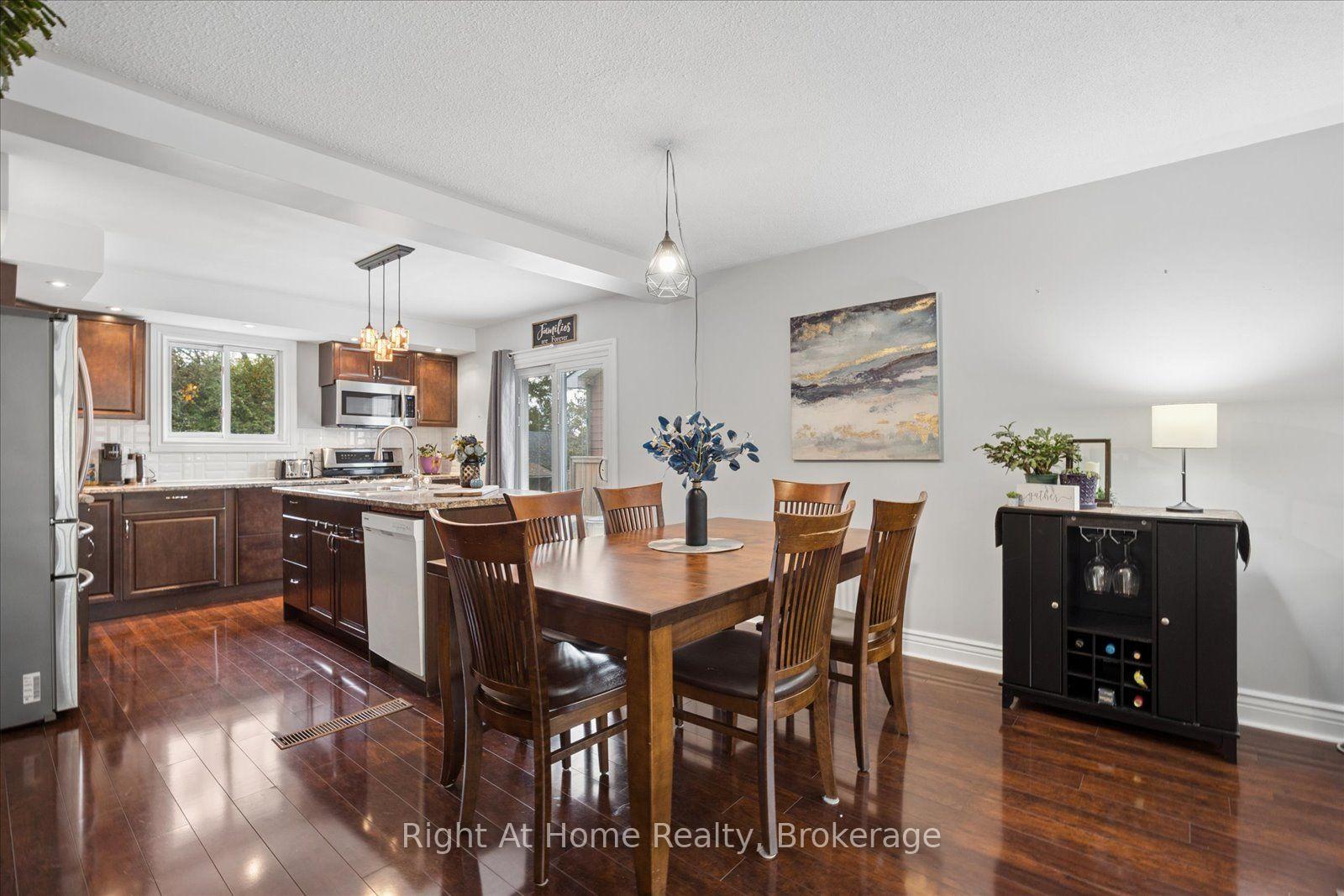 Photo 10 of 1145 Valley Court, Oshawa, Lakeview — HOMEH