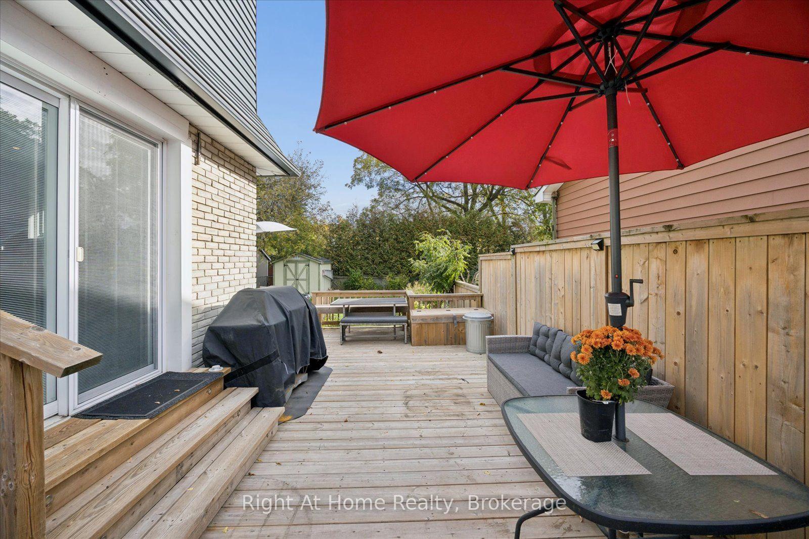 Photo 14 of 1145 Valley Court, Oshawa, Lakeview — HOMEH