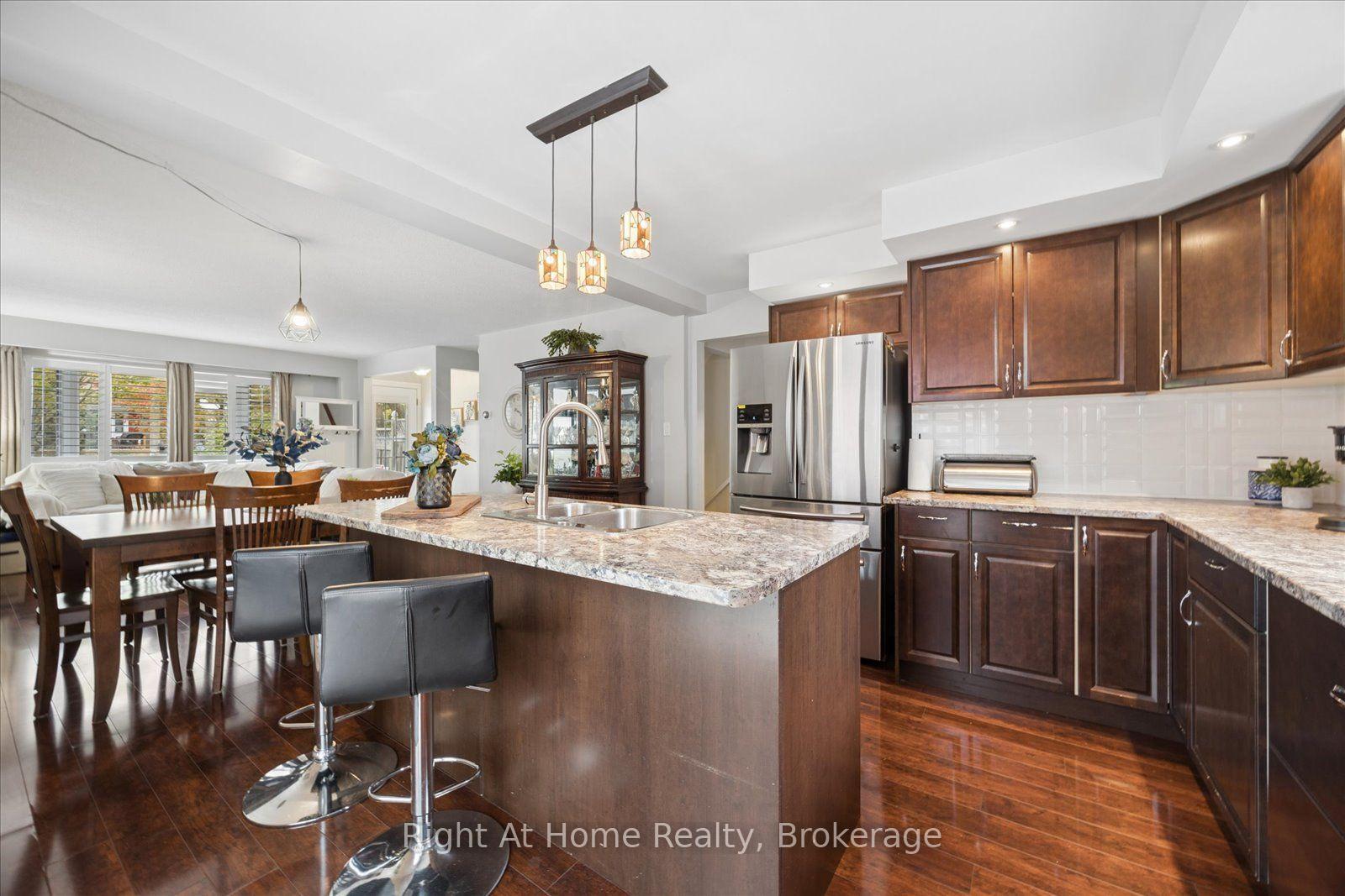 Photo 17 of 1145 Valley Court, Oshawa, Lakeview — HOMEH