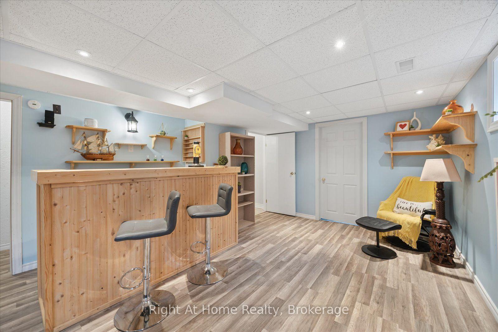 Photo 35 of 1145 Valley Court, Oshawa, Lakeview — HOMEH