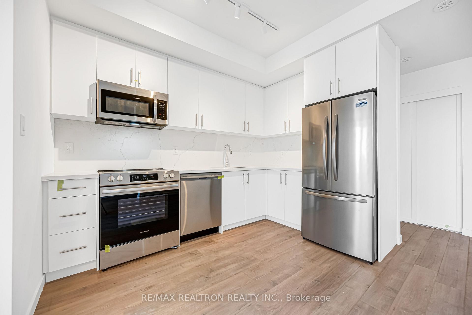 Photo 8 of Unit 107, 3175 Denison Street, Markham, Middlefield — HOMEH