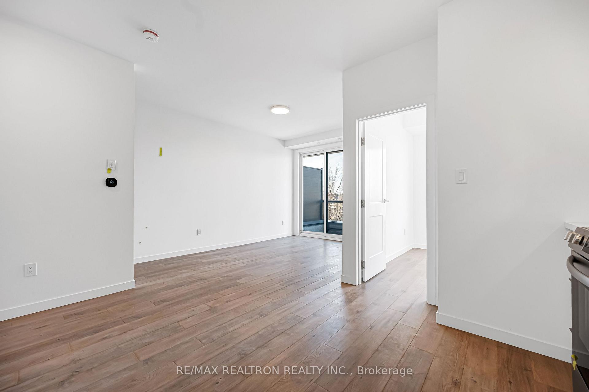 Photo 18 of Unit 107, 3175 Denison Street, Markham, Middlefield — HOMEH