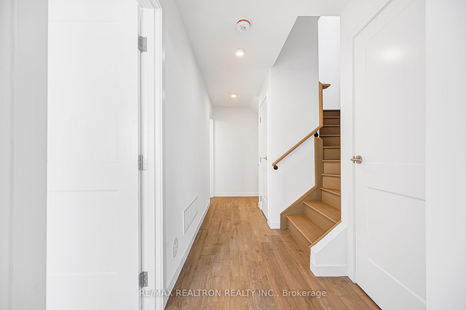 Photo 32 of Unit 107, 3175 Denison Street, Markham, Middlefield — HOMEH