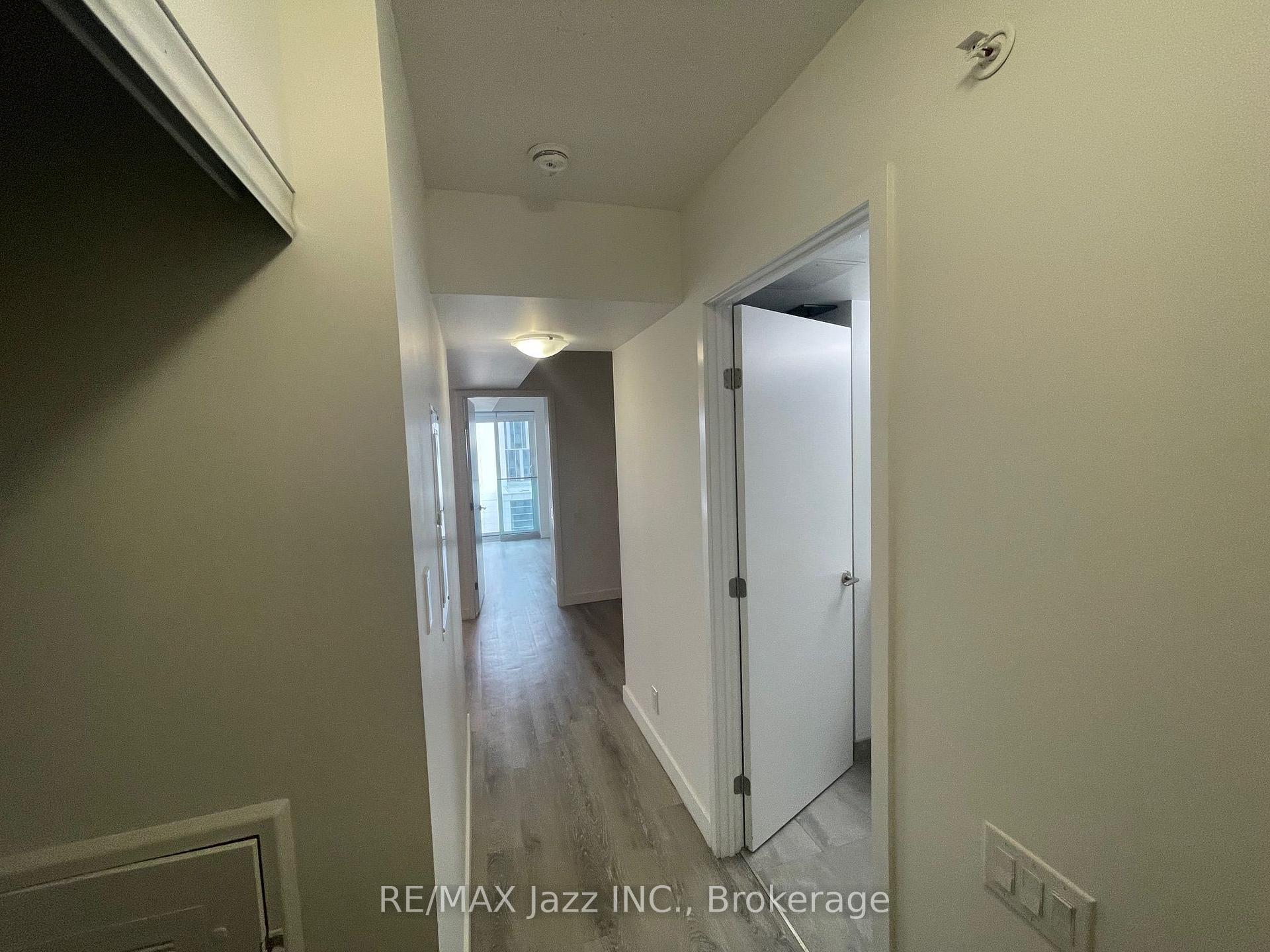 Photo 8 of Unit 412, 100 Bond Street E, Oshawa, O'Neill — HOMEH