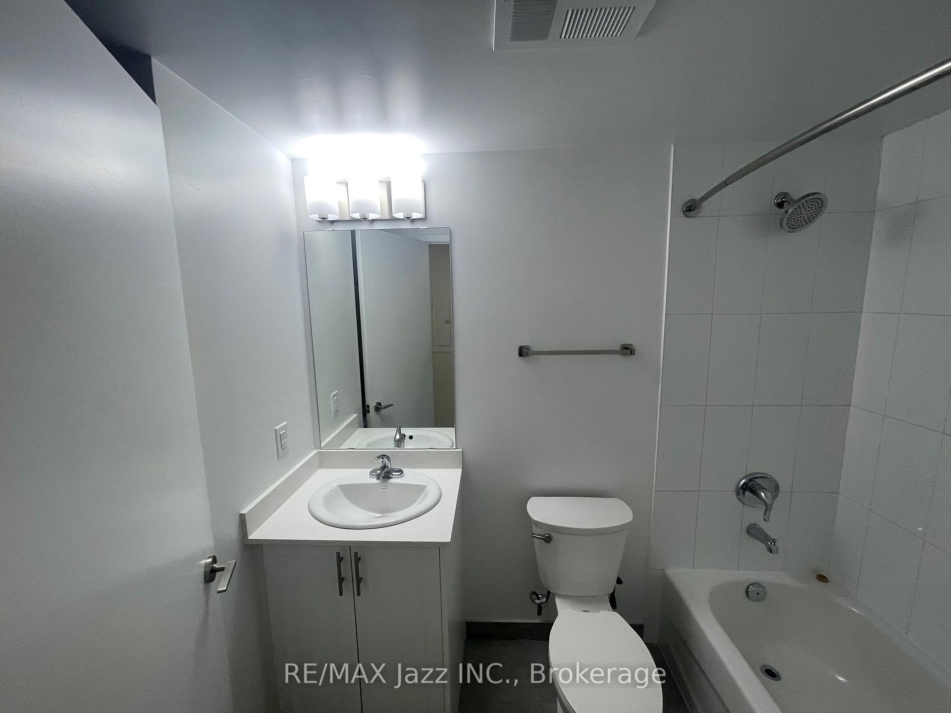 Photo 9 of Unit 412, 100 Bond Street E, Oshawa, O'Neill — HOMEH