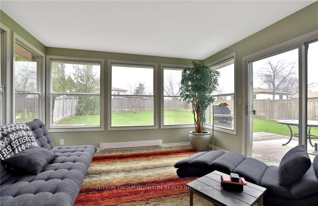 Photo 19 of 462 Withnell Crescent, Oakville, West — HOMEH