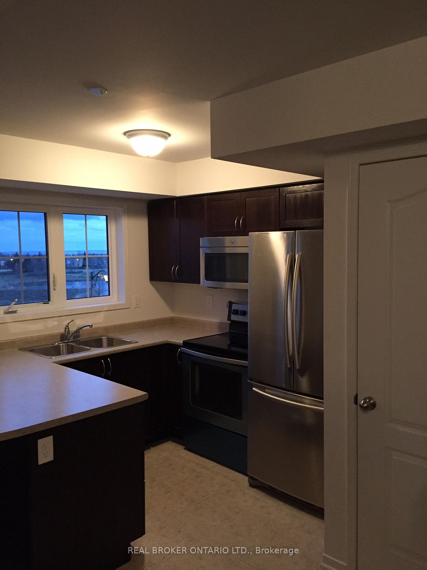 Photo 7 of Unit 37, 51 Hays Boulevard, Oakville, River Oaks — HOMEH