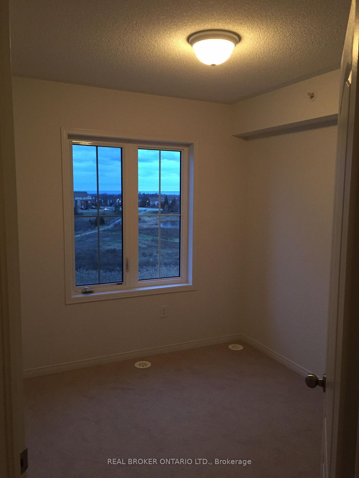 Photo 15 of Unit 37, 51 Hays Boulevard, Oakville, River Oaks — HOMEH