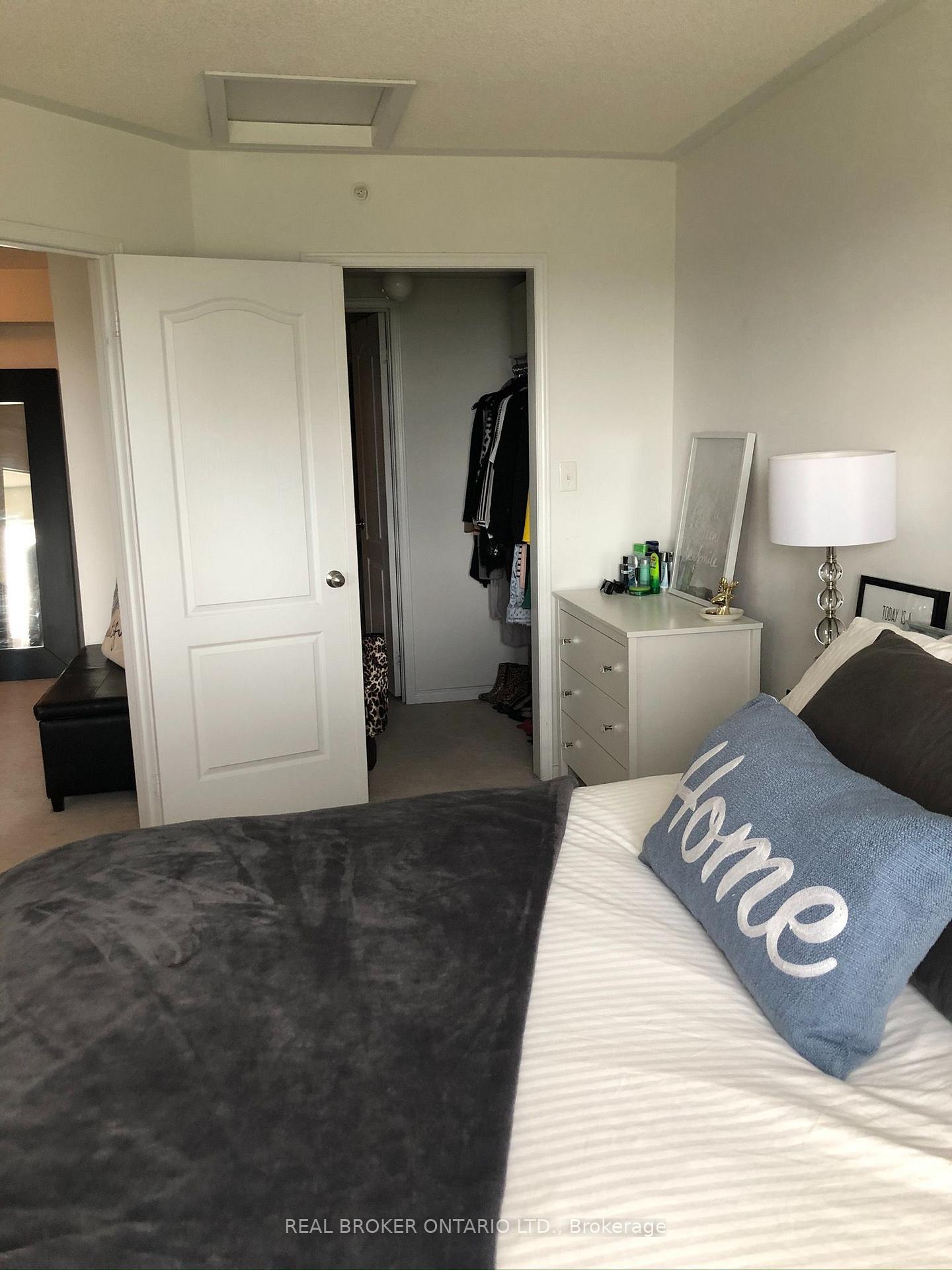 Photo 19 of Unit 37, 51 Hays Boulevard, Oakville, River Oaks — HOMEH