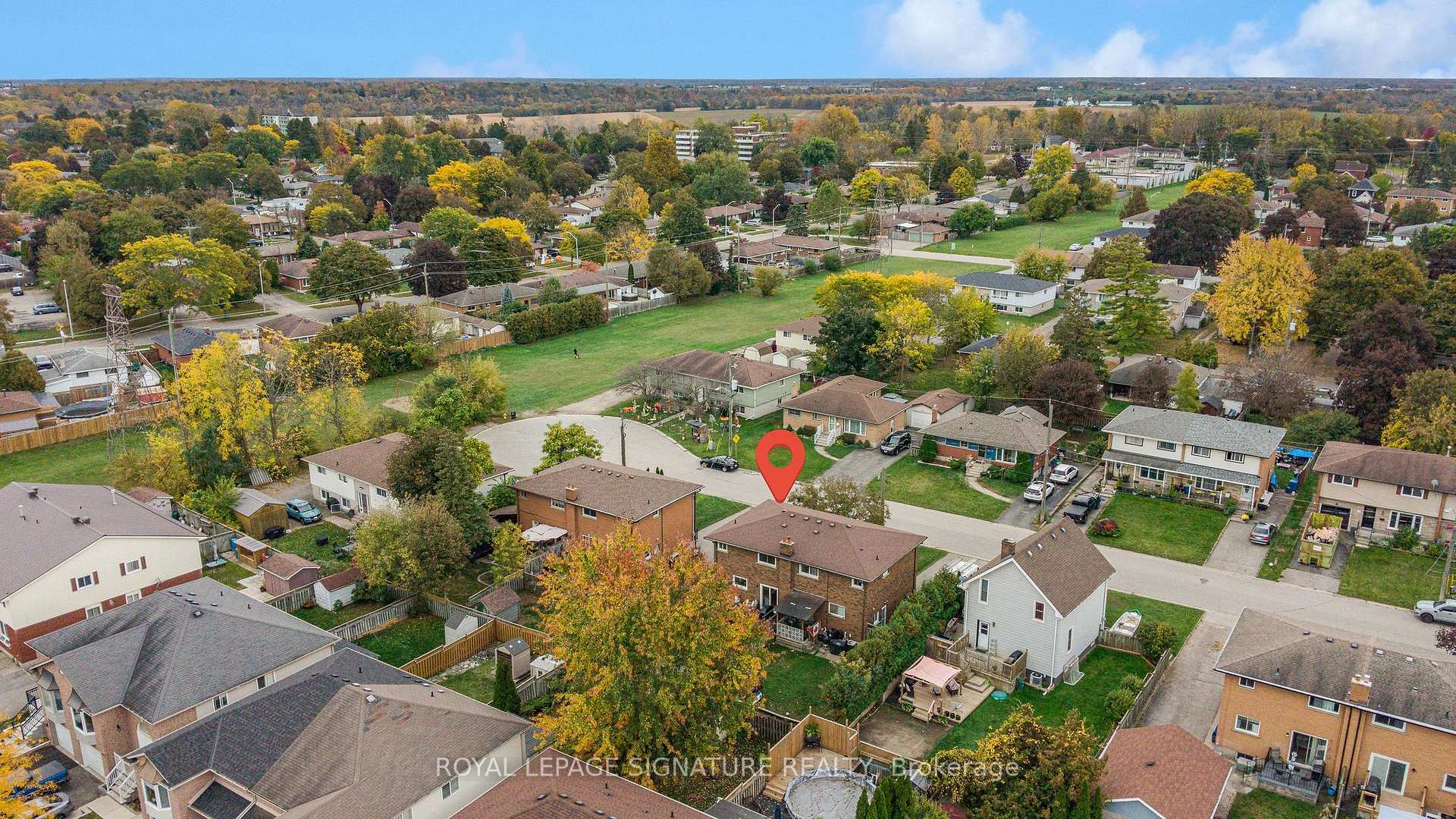 Photo 3 of 88A Cumberland Street, Brantford, Echo Place — HOMEH