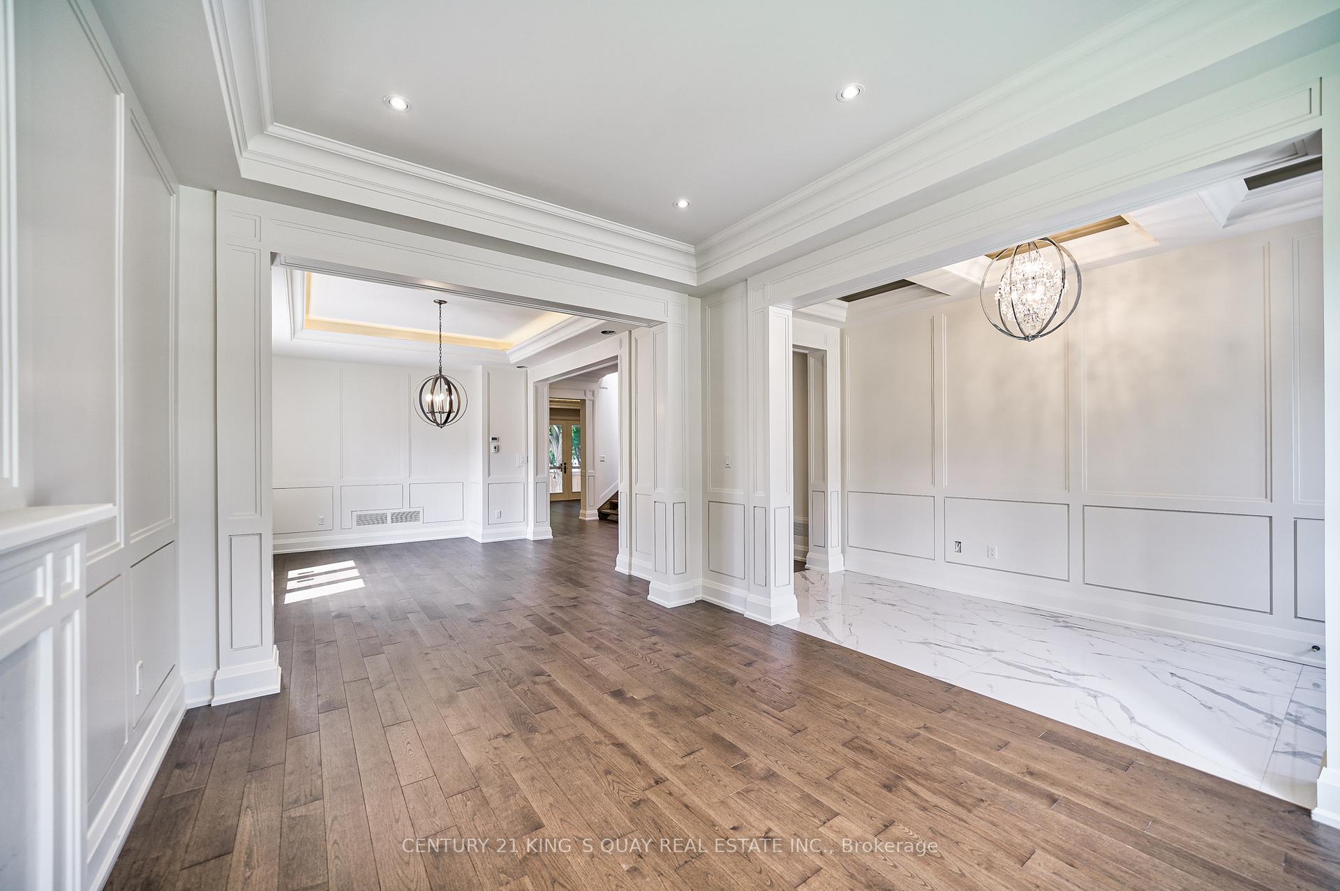 Photo 6 of 82 Cartier Crescent, Richmond Hill, Crosby — HOMEH