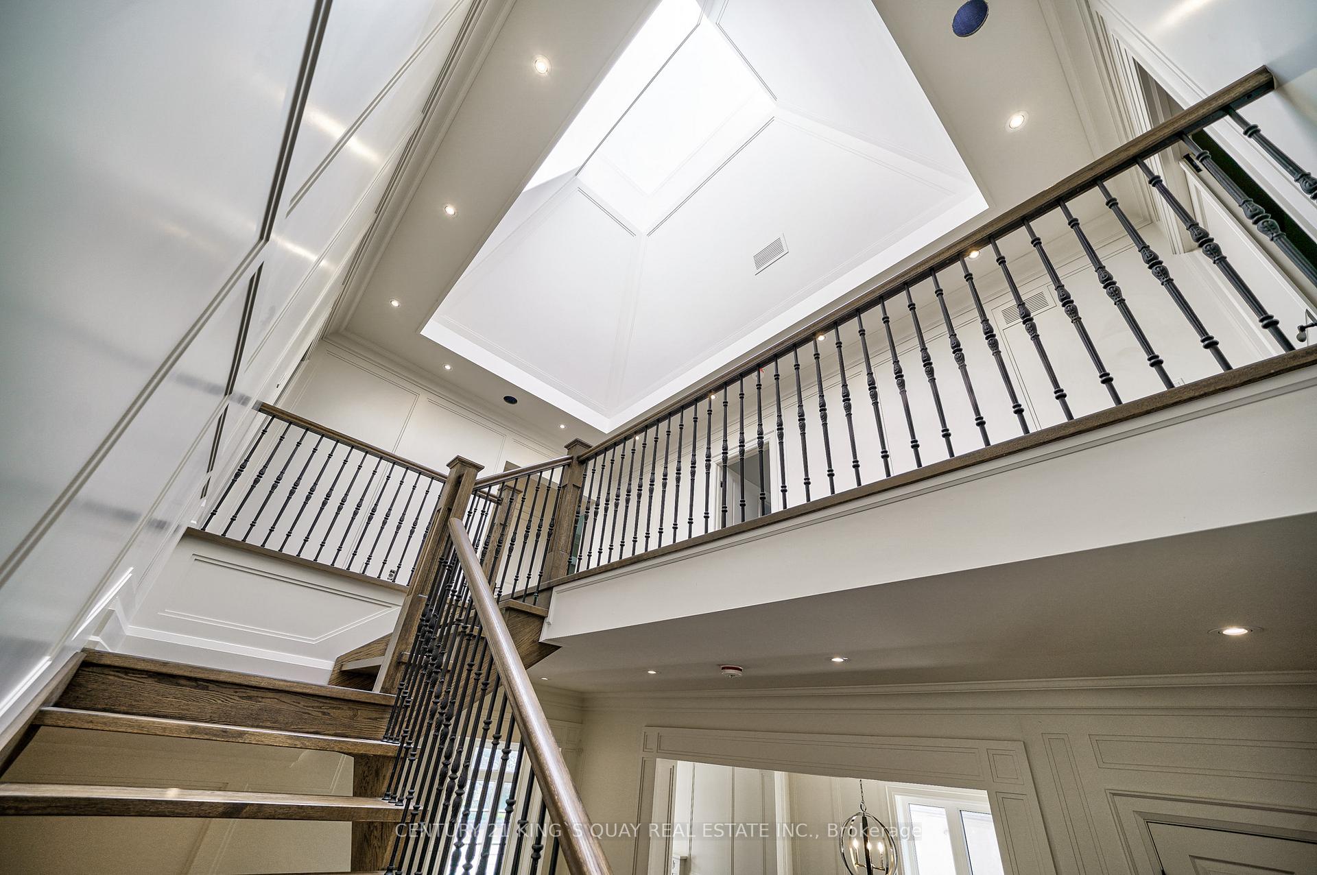 Photo 15 of 82 Cartier Crescent, Richmond Hill, Crosby — HOMEH
