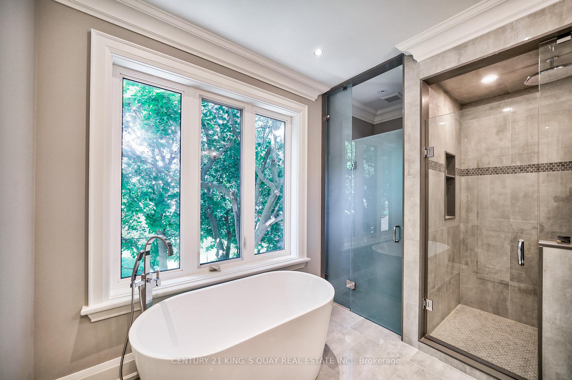 Photo 19 of 82 Cartier Crescent, Richmond Hill, Crosby — HOMEH