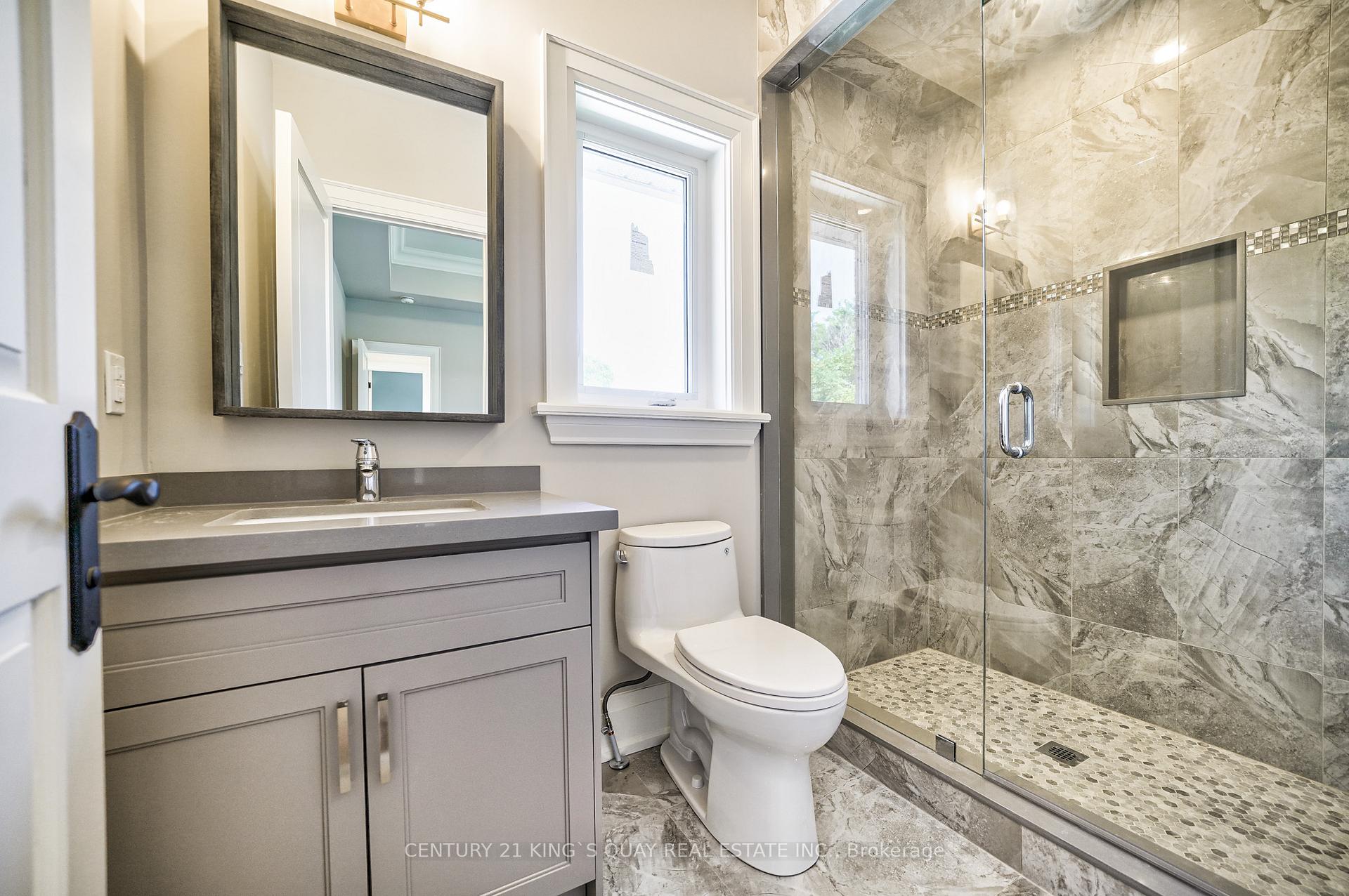 Photo 27 of 82 Cartier Crescent, Richmond Hill, Crosby — HOMEH