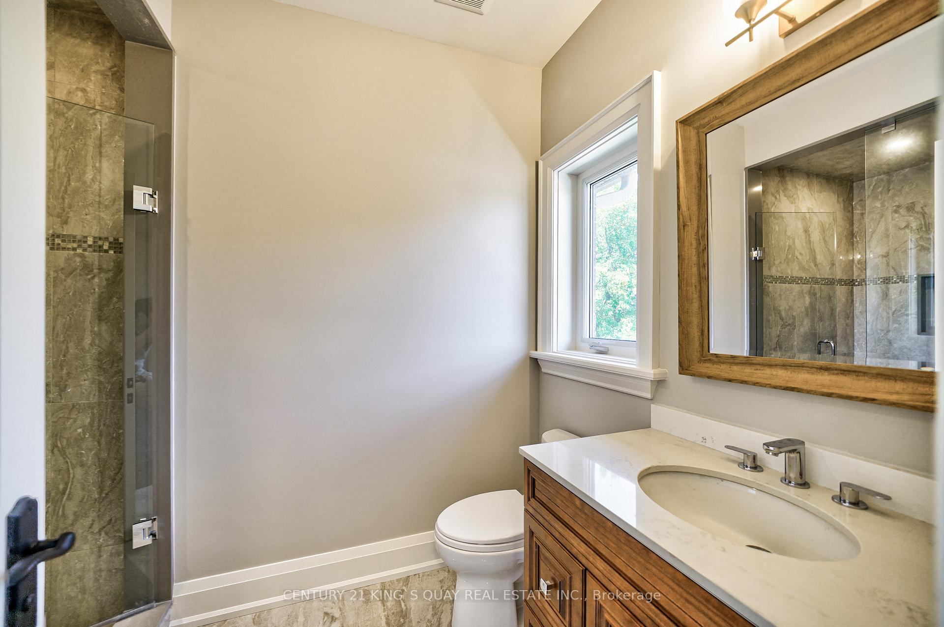 Photo 30 of 82 Cartier Crescent, Richmond Hill, Crosby — HOMEH