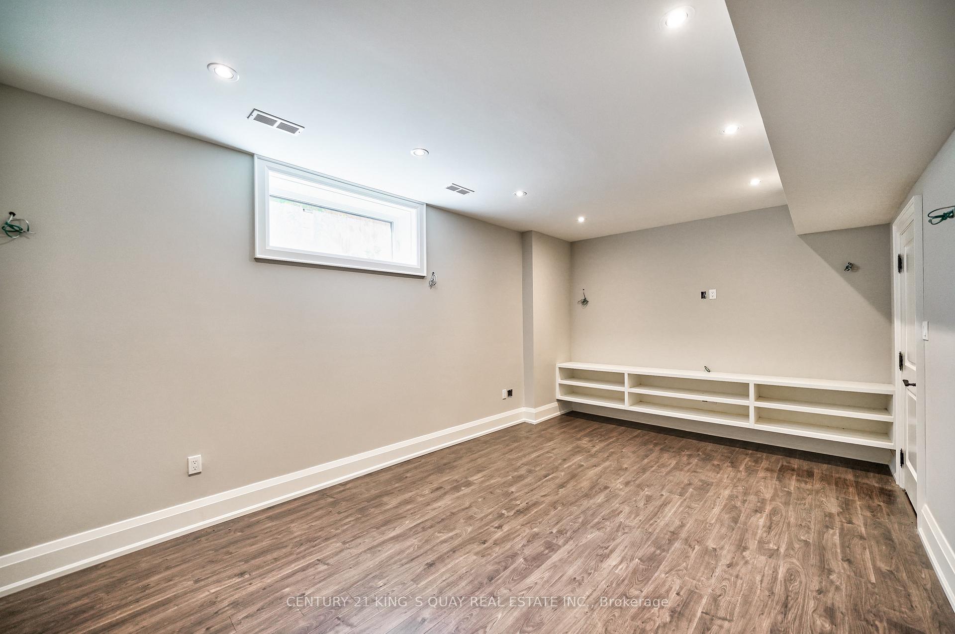 Photo 36 of 82 Cartier Crescent, Richmond Hill, Crosby — HOMEH