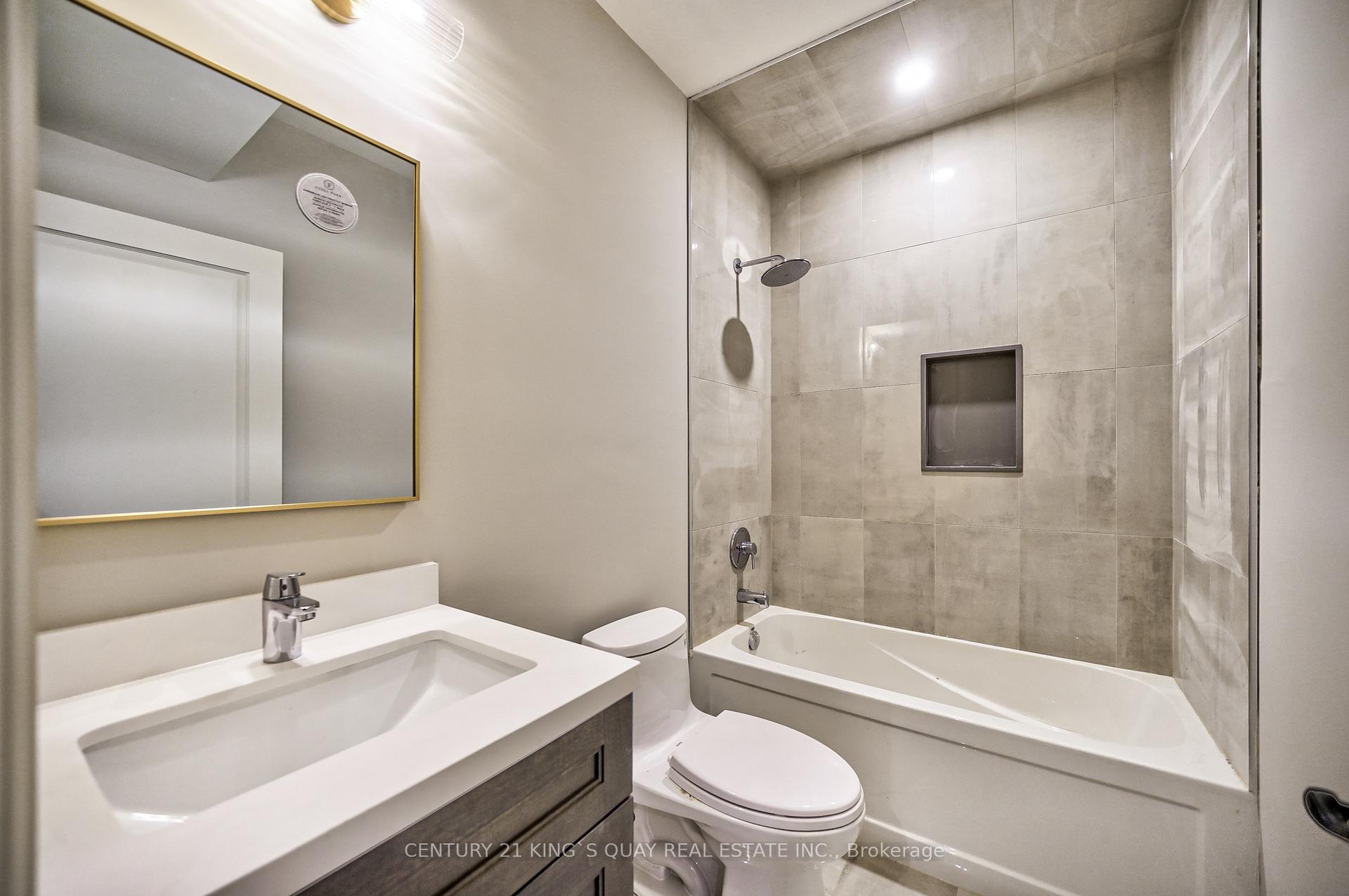 Photo 37 of 82 Cartier Crescent, Richmond Hill, Crosby — HOMEH