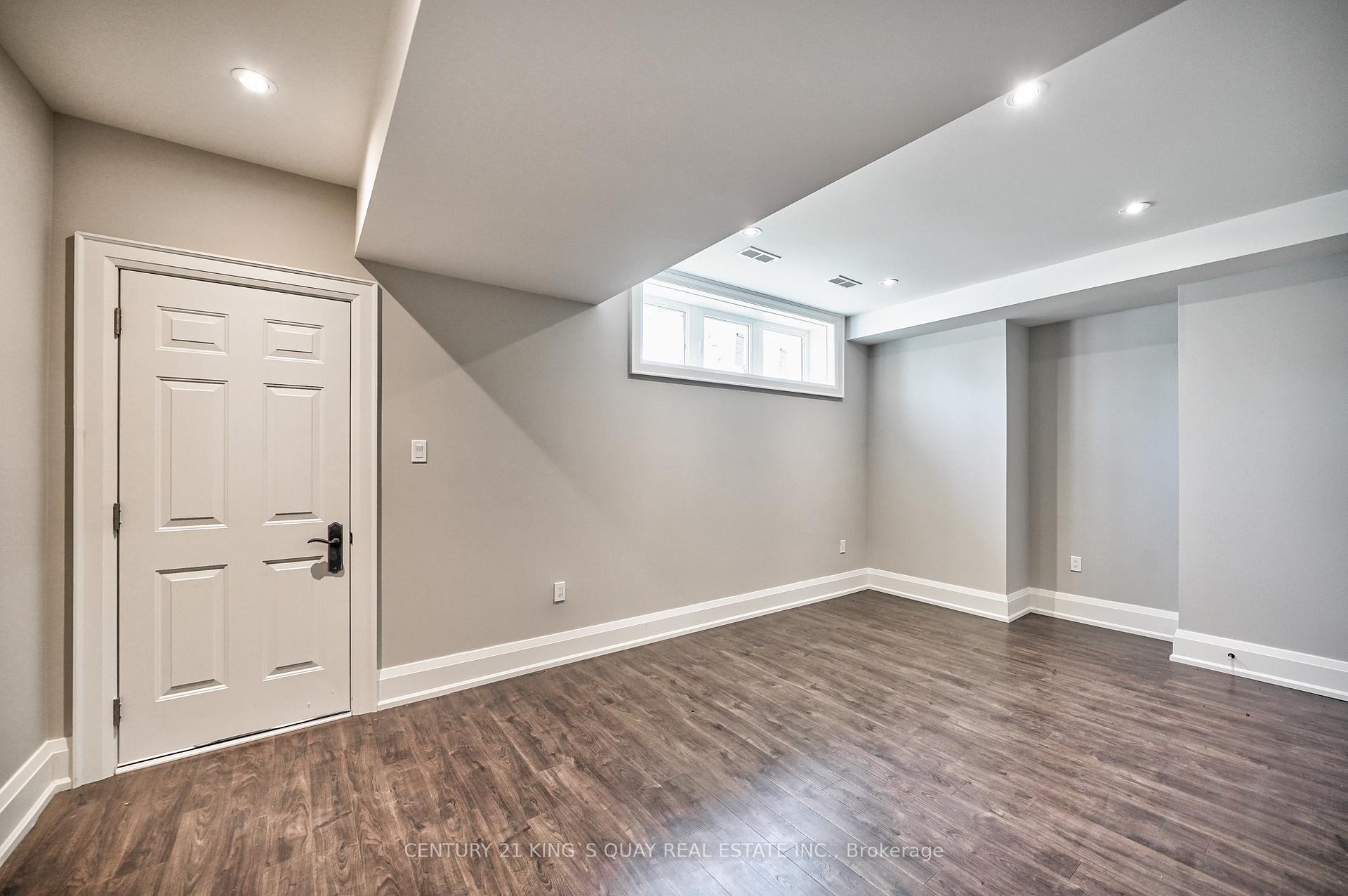 Photo 38 of 82 Cartier Crescent, Richmond Hill, Crosby — HOMEH