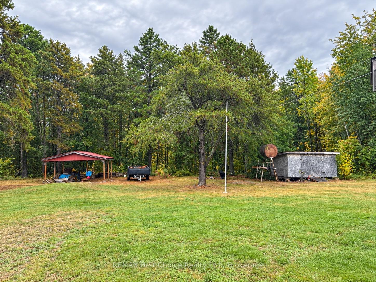 Photo 4 of 505 West Street, Ignace — HOMEH