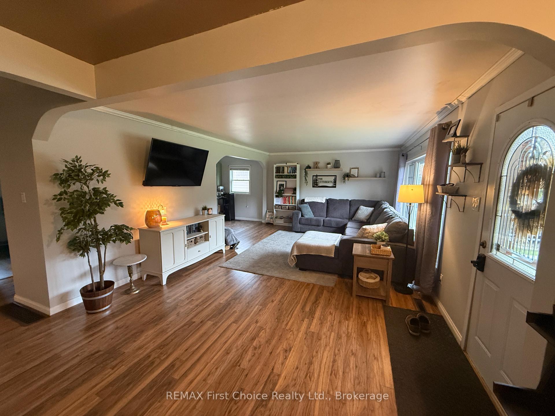 Photo 7 of 505 West Street, Ignace — HOMEH