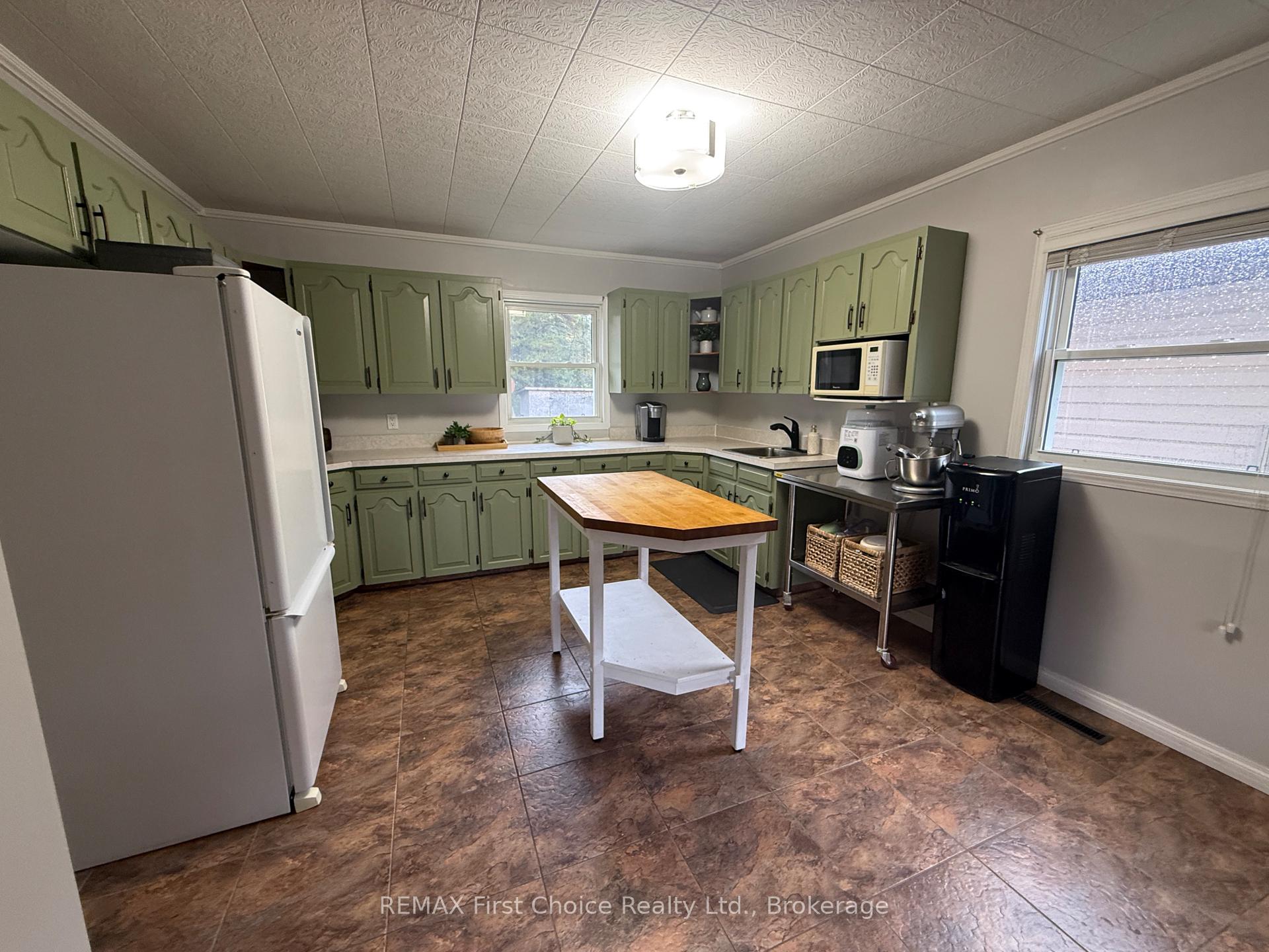 Photo 9 of 505 West Street, Ignace — HOMEH