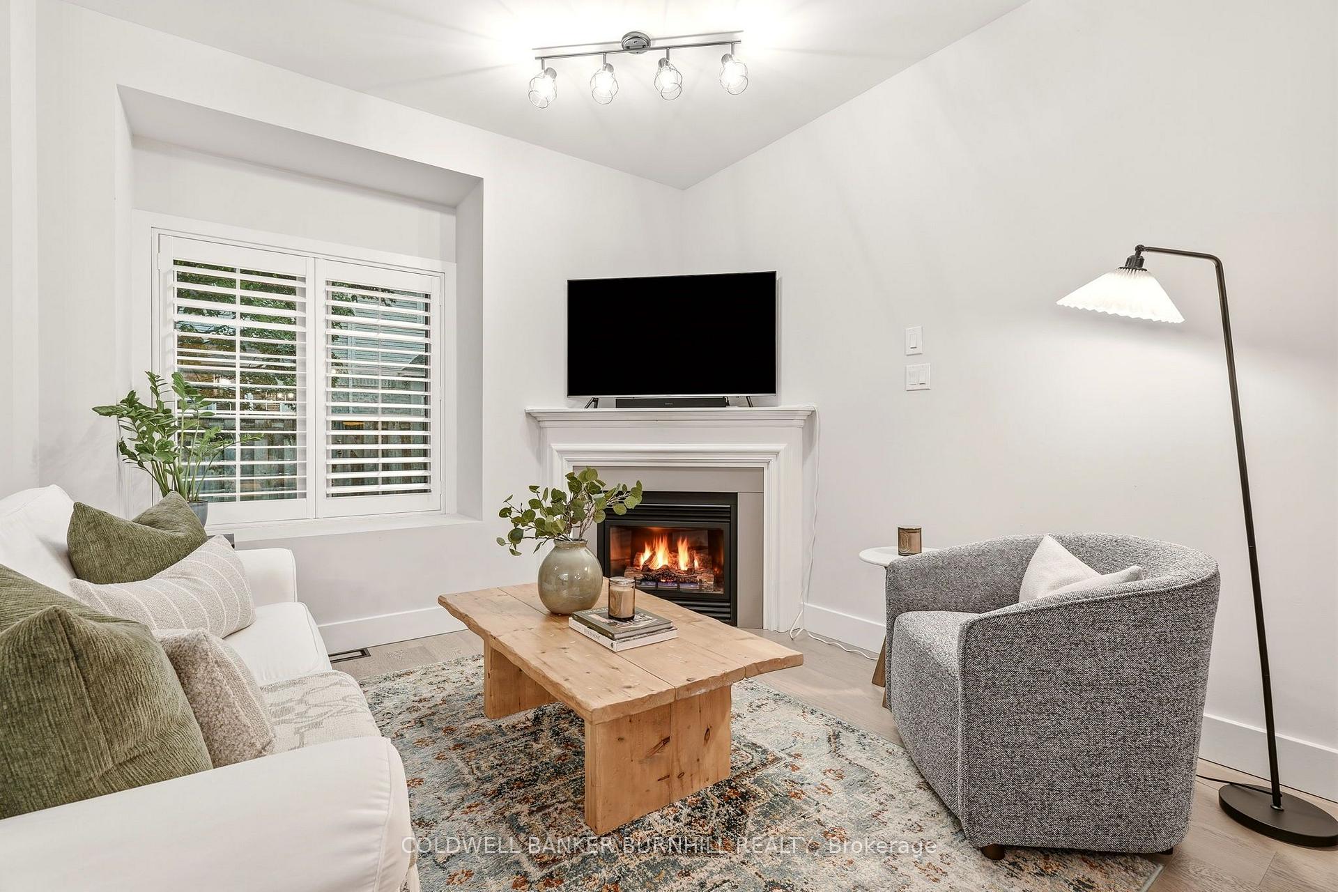 Photo 11 of 1361 Stephenson Drive, Burlington, Brant — HOMEH