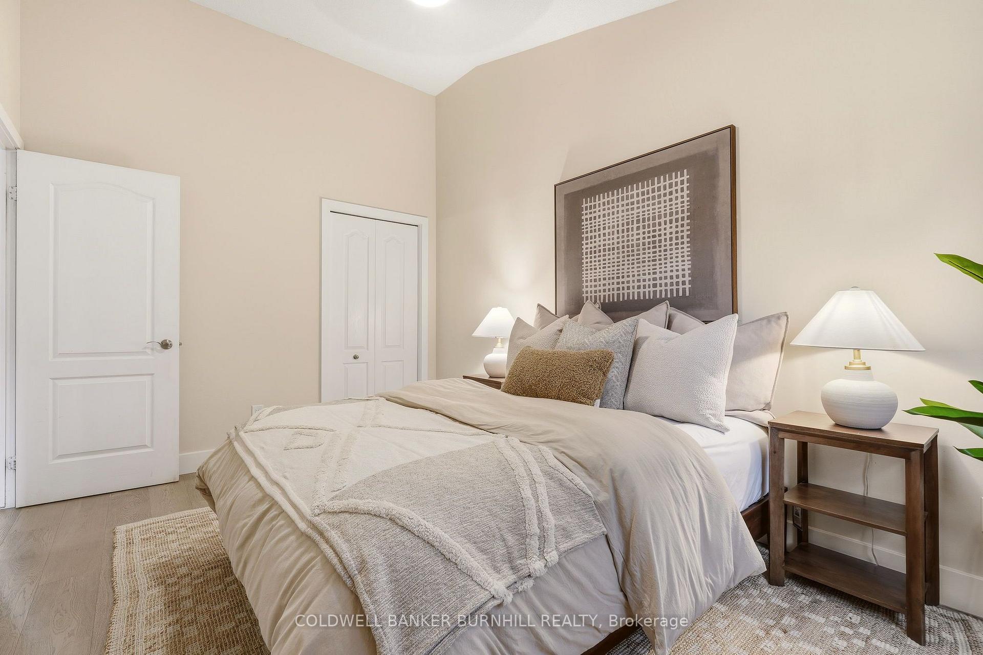 Photo 32 of 1361 Stephenson Drive, Burlington, Brant — HOMEH