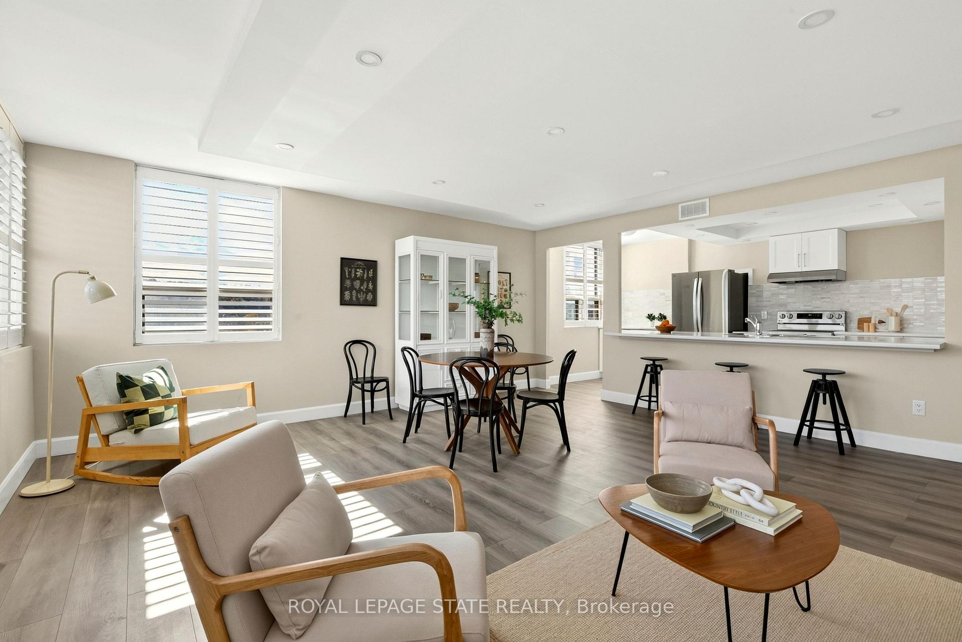 Photo 11 of Unit 1503, 120 Duke Street, Hamilton, Durand — HOMEH