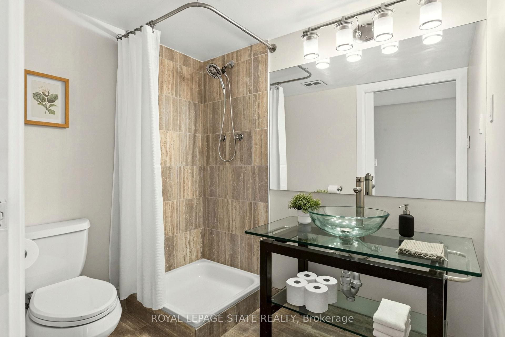 Photo 22 of Unit 1503, 120 Duke Street, Hamilton, Durand — HOMEH