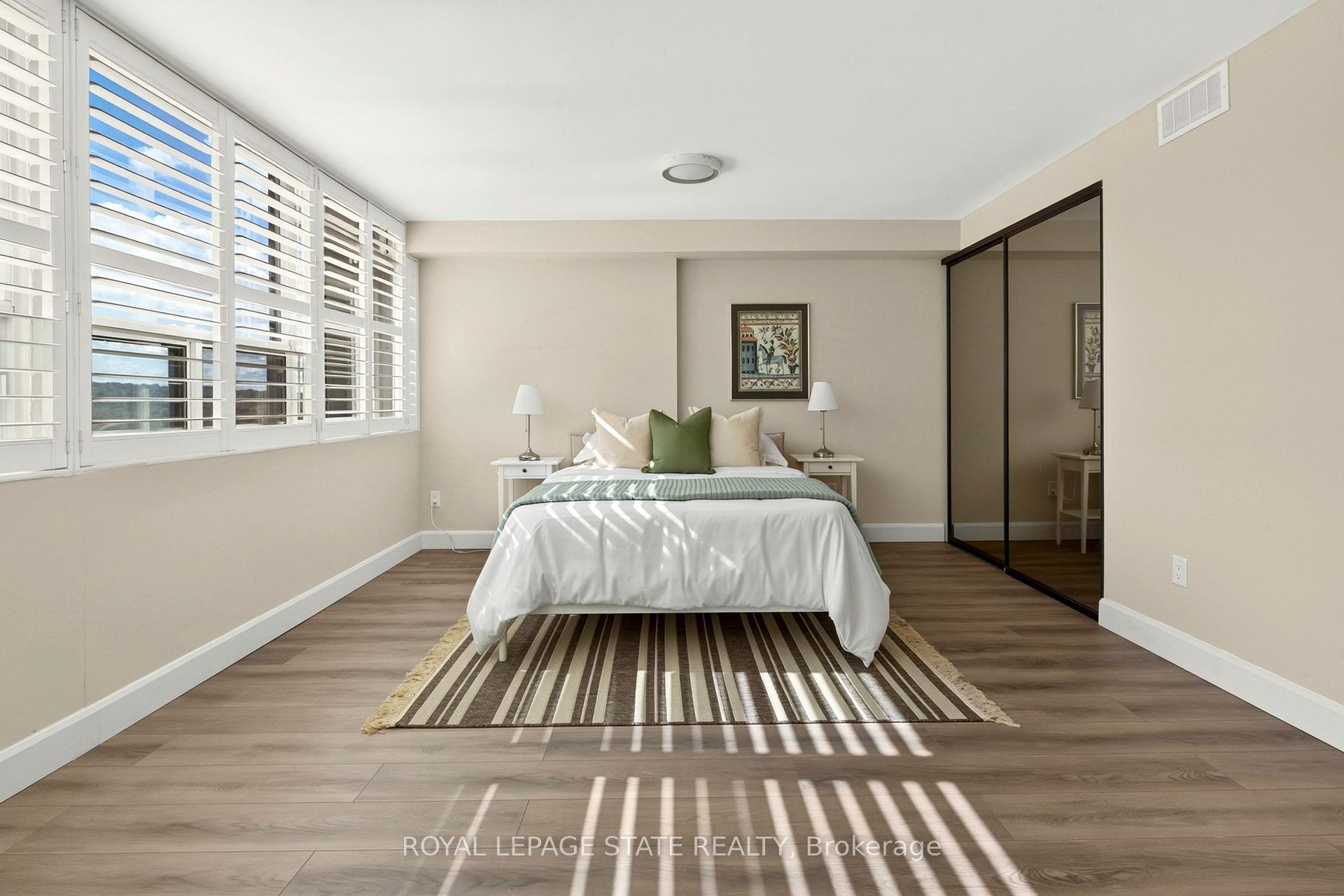 Photo 25 of Unit 1503, 120 Duke Street, Hamilton, Durand — HOMEH
