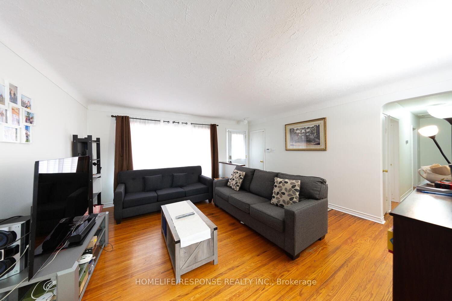 Photo 15 of 35 Parkdale Drive, Thorold, Thorold Downtown — HOMEH