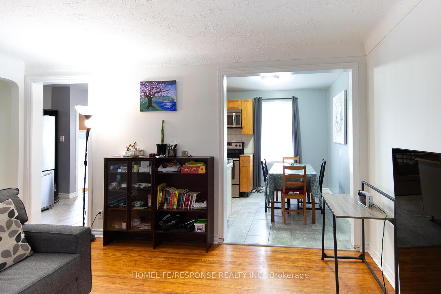 Photo 16 of 35 Parkdale Drive, Thorold, Thorold Downtown — HOMEH