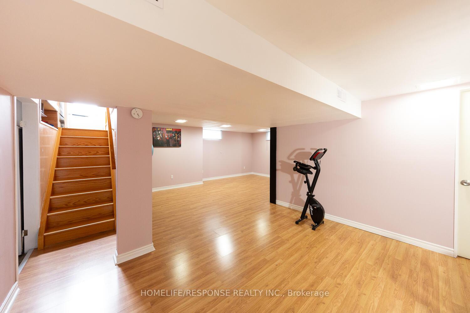 Photo 22 of 35 Parkdale Drive, Thorold, Thorold Downtown — HOMEH