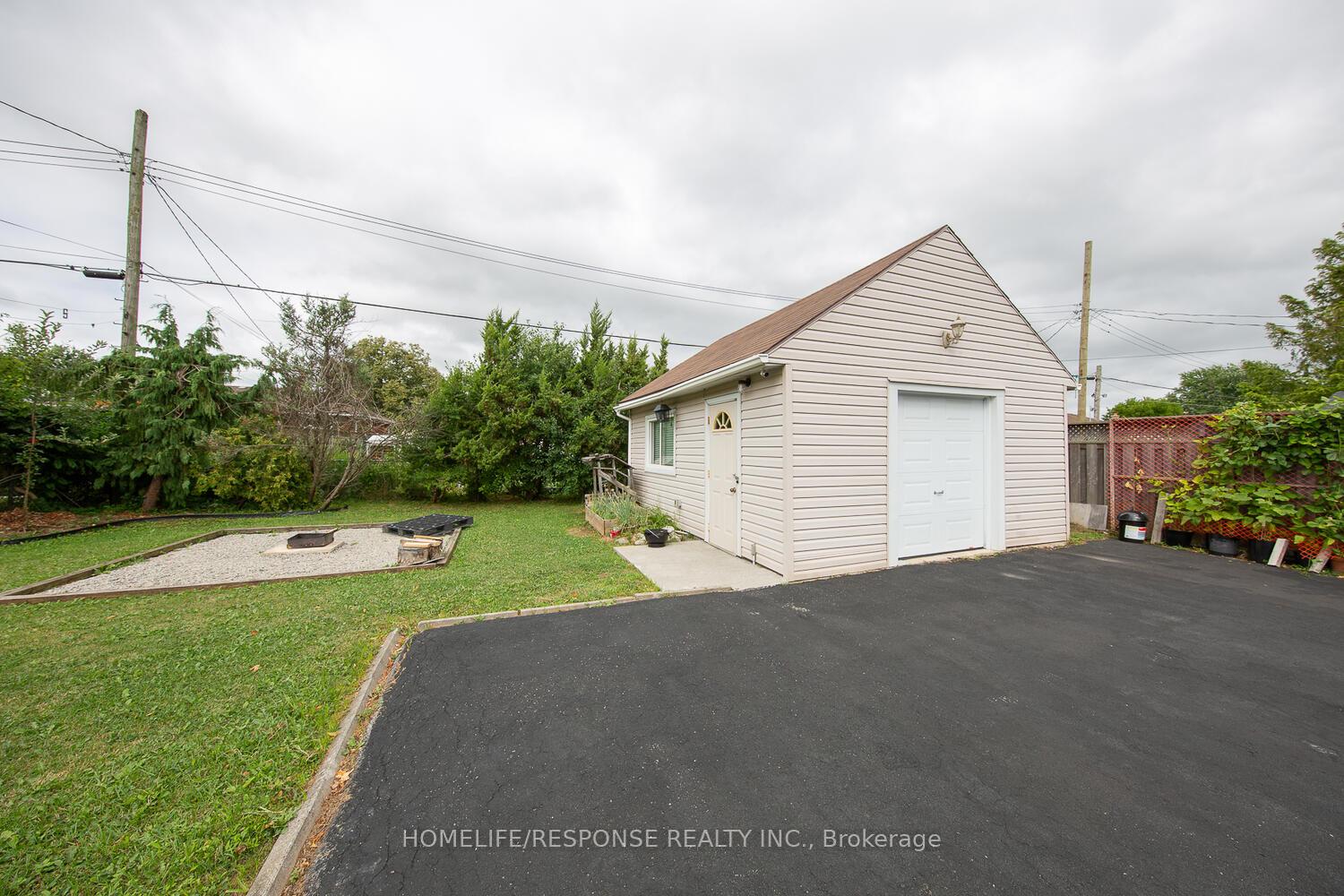 Photo 31 of 35 Parkdale Drive, Thorold, Thorold Downtown — HOMEH