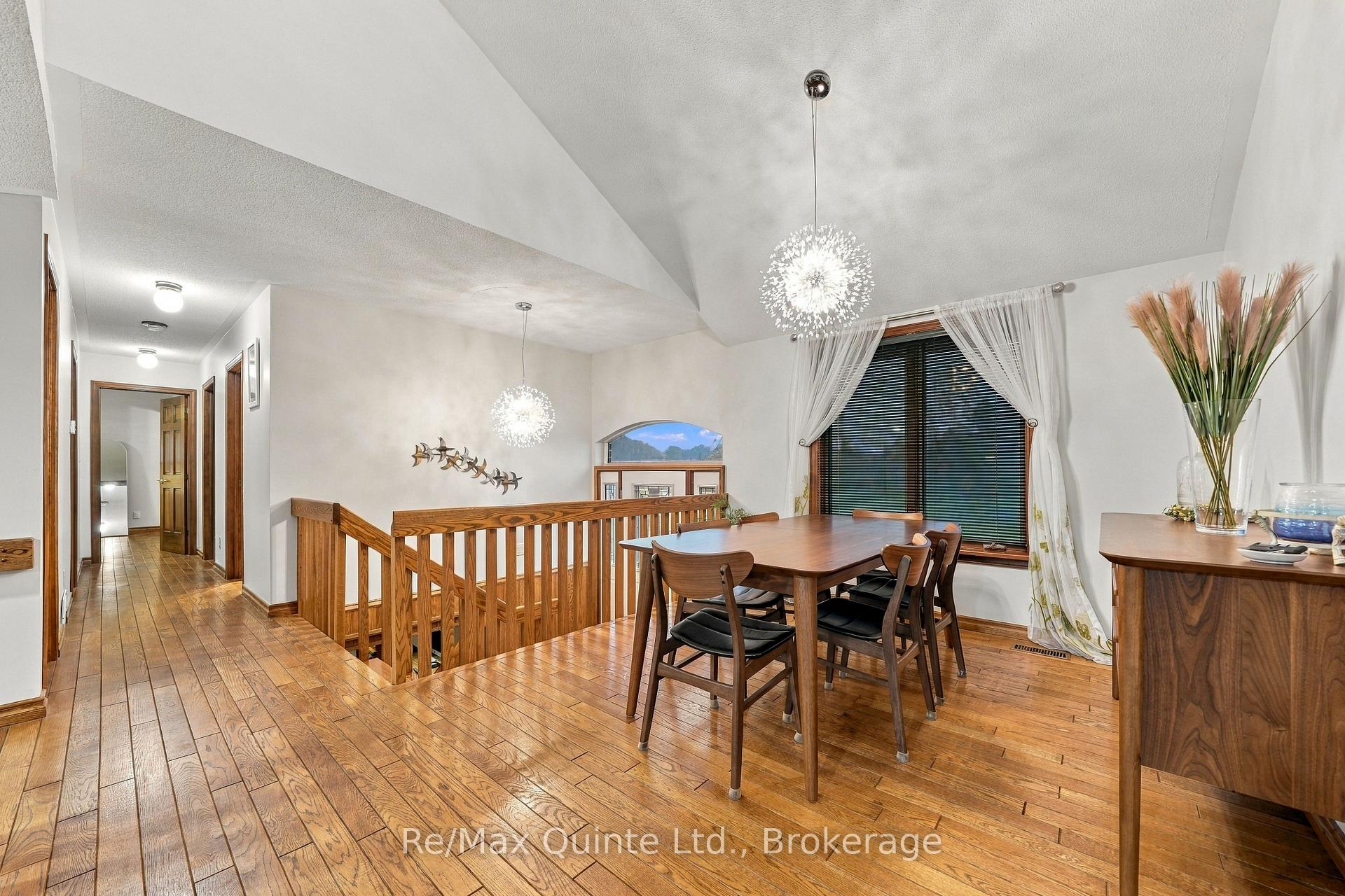 Photo 11 of 40 Wallbridge Circle, Prince Edward County, Ameliasburg Ward — HOMEH