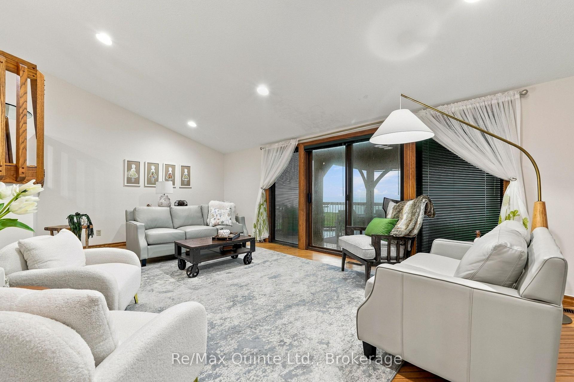 Photo 18 of 40 Wallbridge Circle, Prince Edward County, Ameliasburg Ward — HOMEH