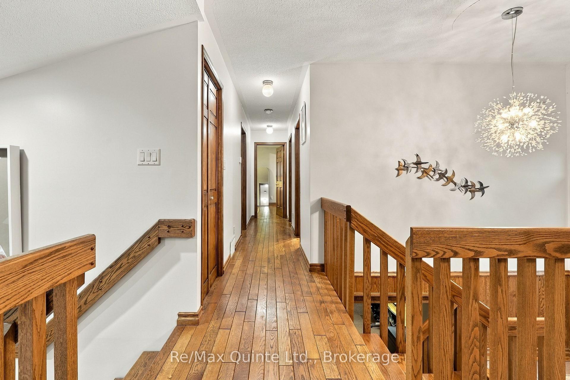 Photo 21 of 40 Wallbridge Circle, Prince Edward County, Ameliasburg Ward — HOMEH