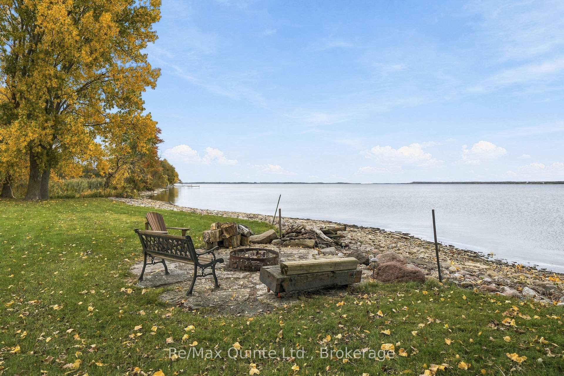 Photo 47 of 40 Wallbridge Circle, Prince Edward County, Ameliasburg Ward — HOMEH