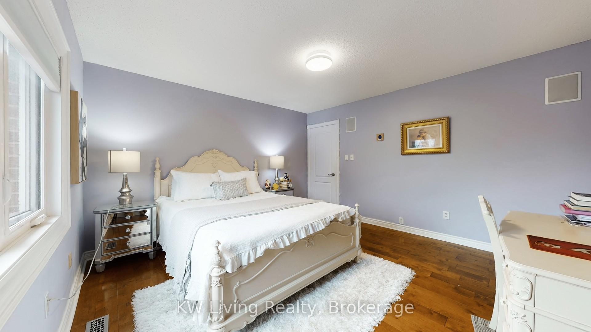 Photo 31 of 19 Spadina Road, Richmond Hill, Bayview Hill — HOMEH