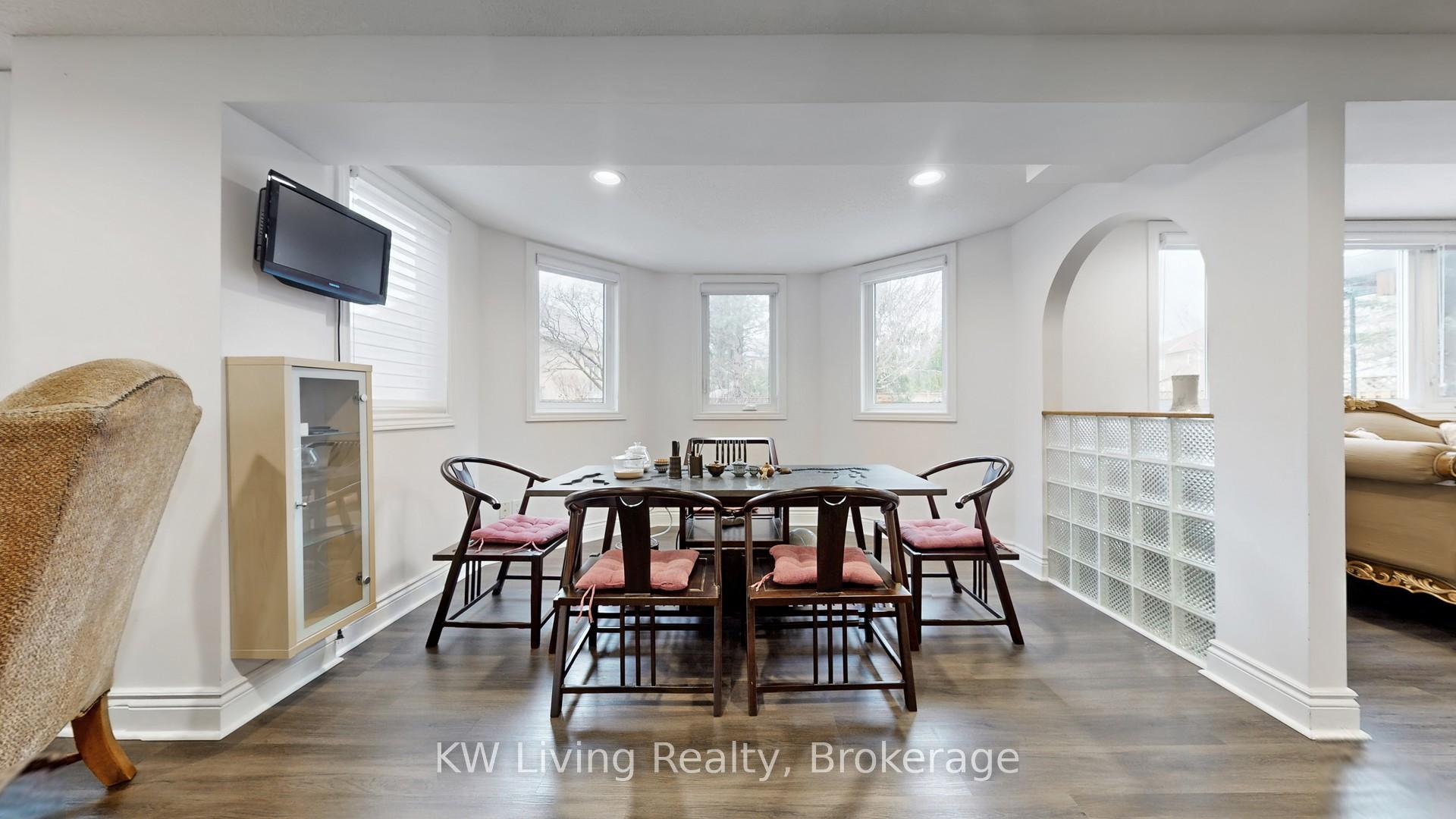 Photo 42 of 19 Spadina Road, Richmond Hill, Bayview Hill — HOMEH