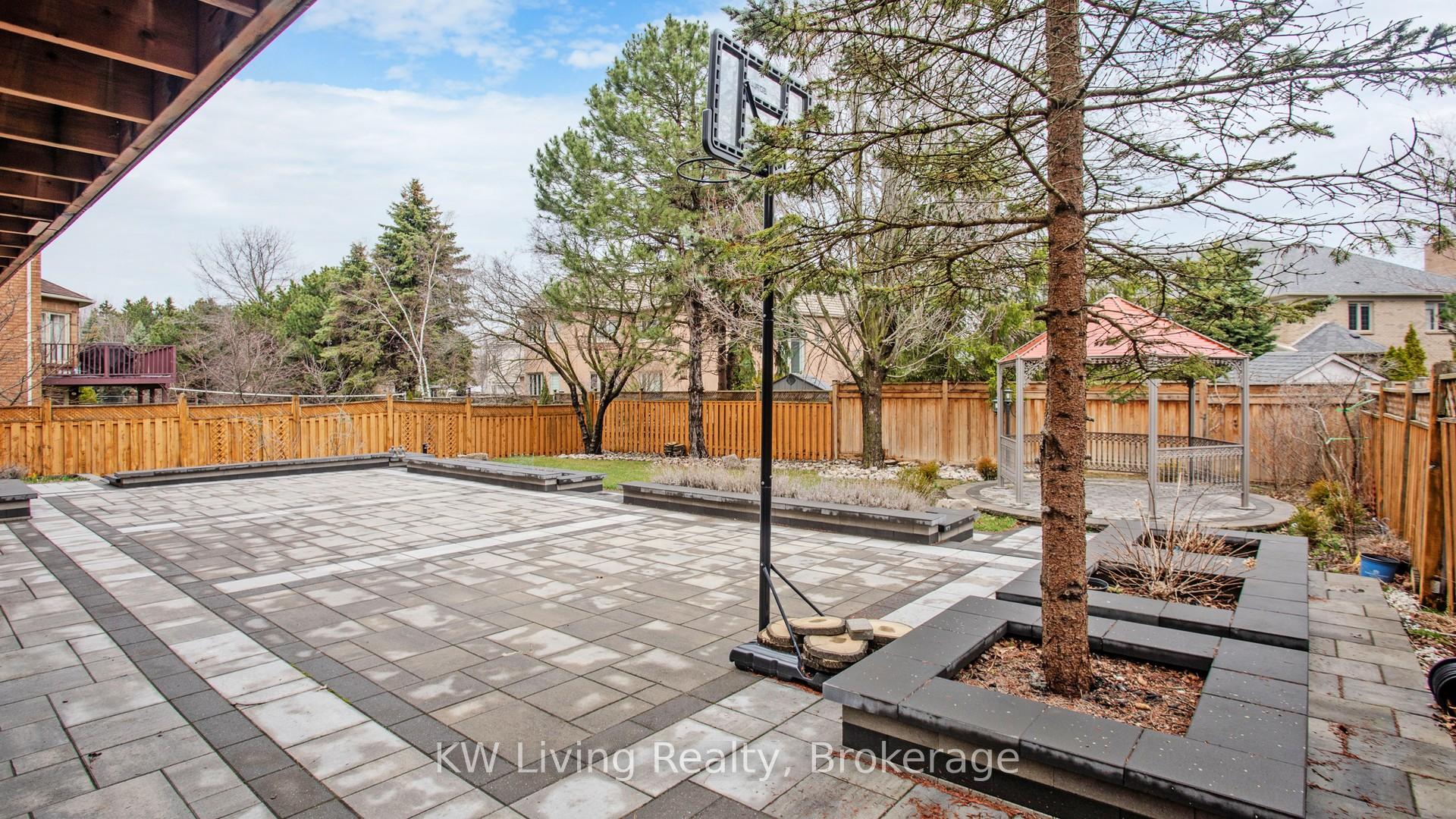Photo 48 of 19 Spadina Road, Richmond Hill, Bayview Hill — HOMEH