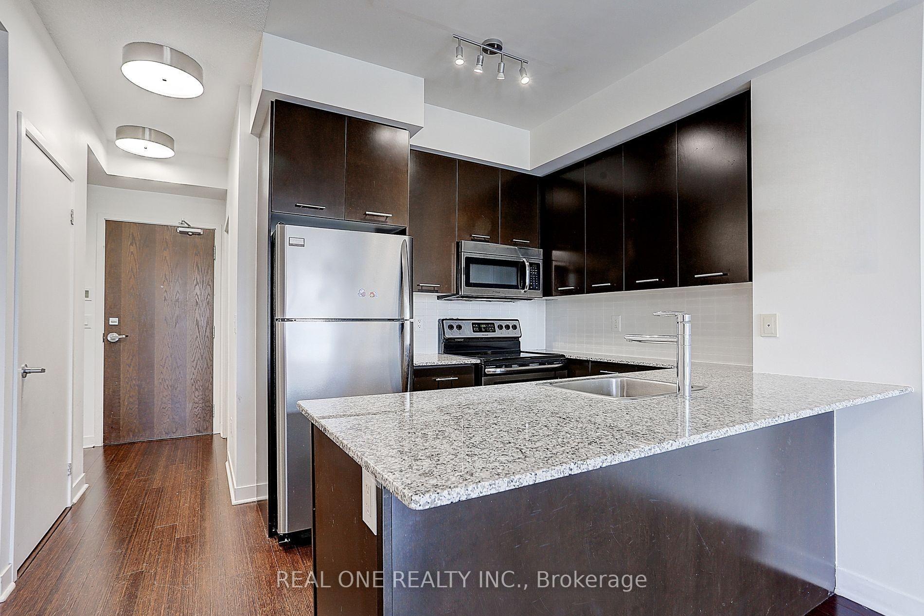 Photo 3 of Unit 2604, 360 Square One Drive, Mississauga, City Centre — HOMEH
