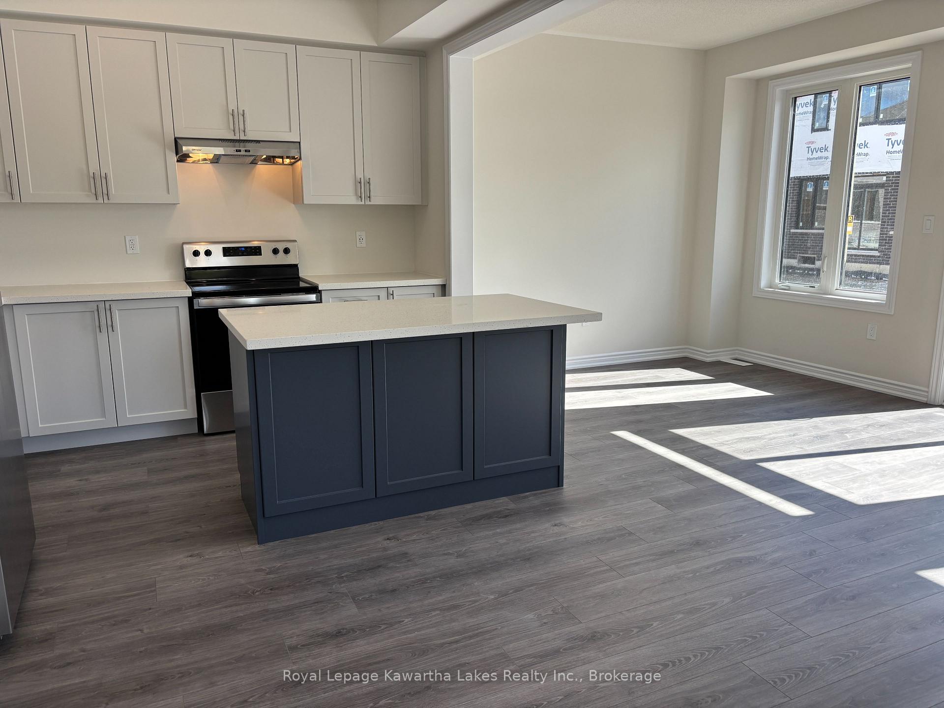 Photo 10 of 26 Ingle Way, Kawartha Lakes, Lindsay — HOMEH