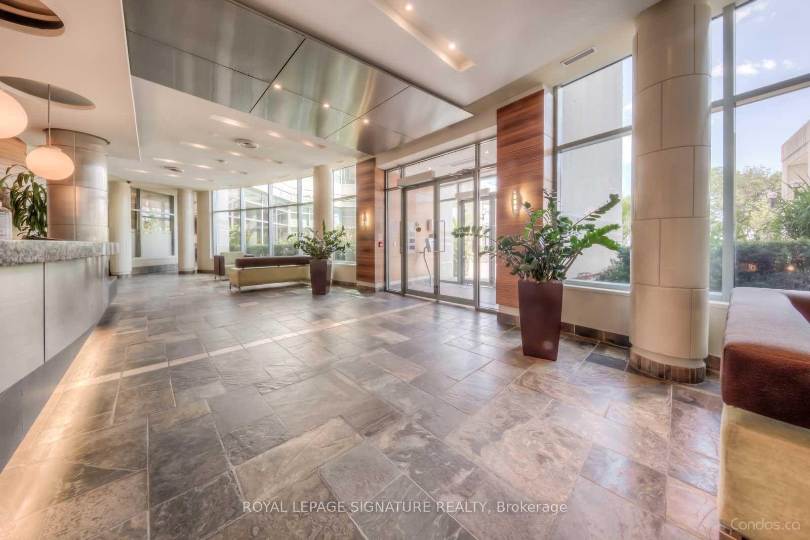 Photo 3 of Unit 805, 225 Queens Quay W, Toronto, Waterfront Communities — HOMEH