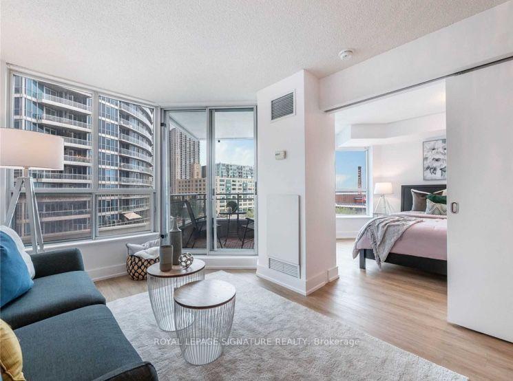 Photo 7 of Unit 805, 225 Queens Quay W, Toronto, Waterfront Communities — HOMEH